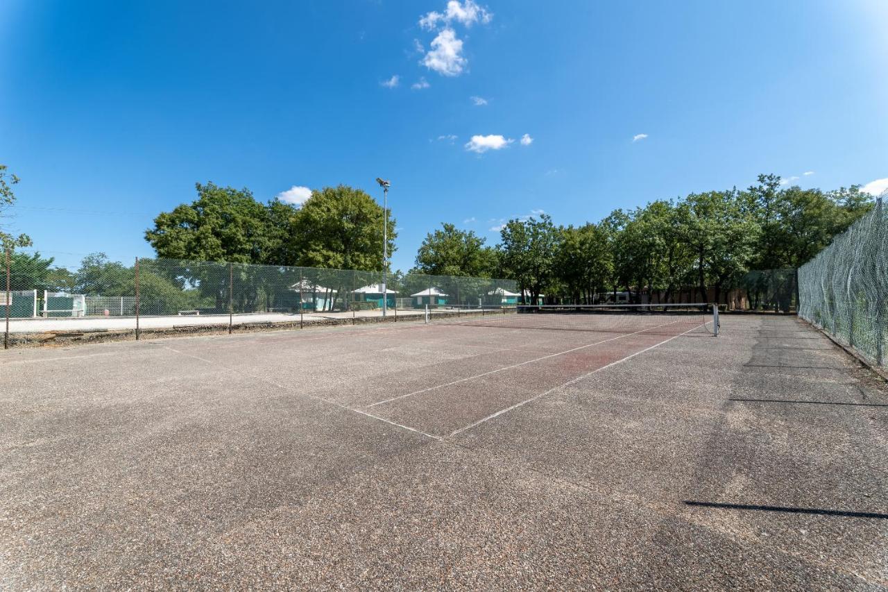 Camping Les Reflets Du Quercy Hotell Crayssac Exteriör bild